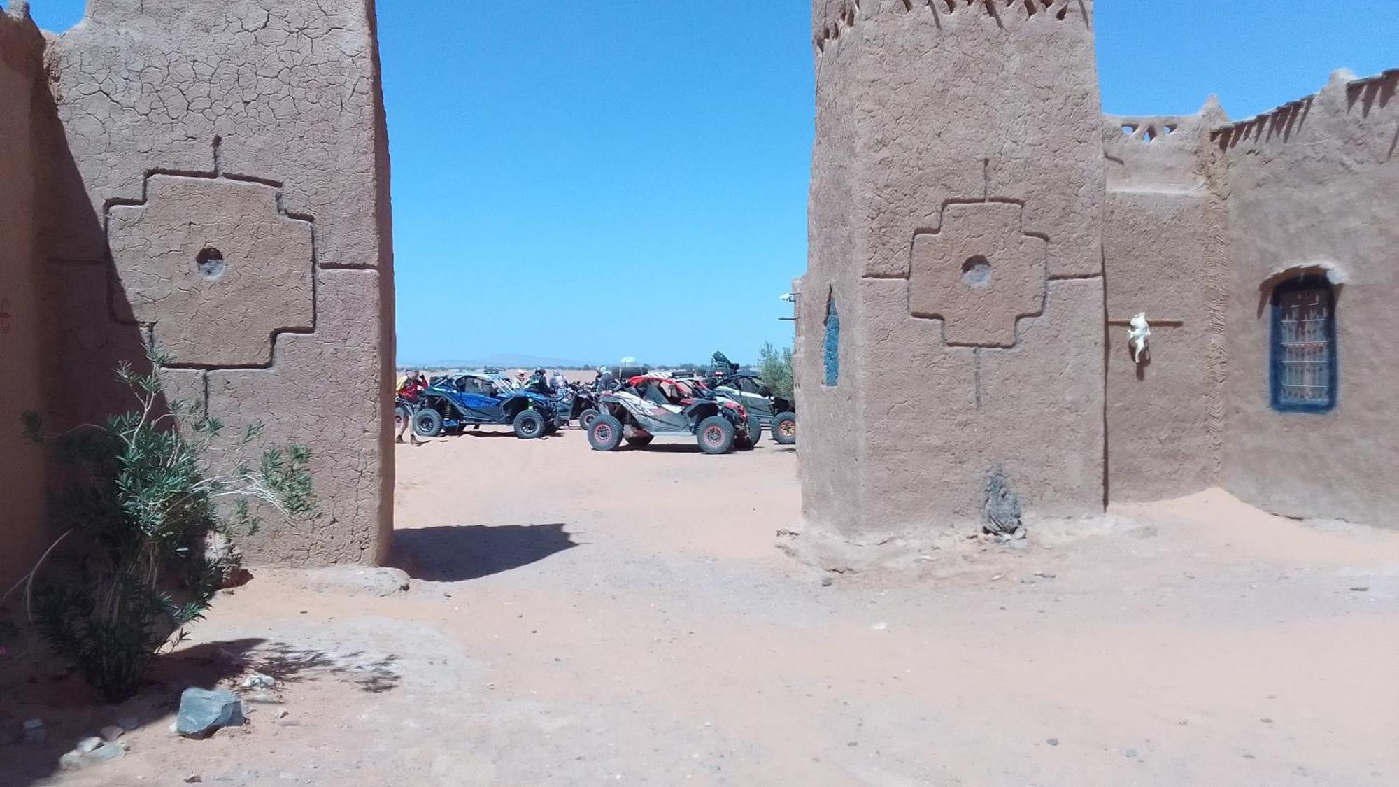 Hotel Auberge Dinosaur Sahara Maroc Tafraoute Sidi Ali Exterior foto